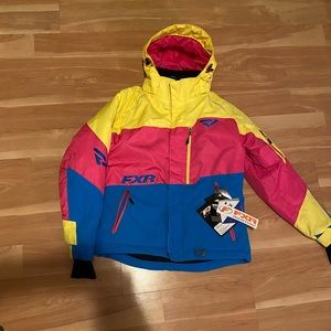 Size 8 FXR coat only selling bc I decided on a different coat and can’t return.